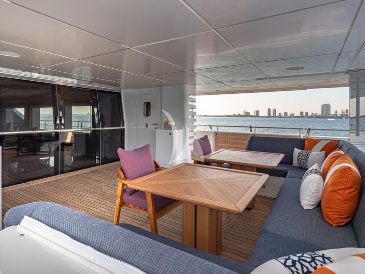 RISING DAWN Majesty Yachts Aft Deck RISING DAWN Majesty Yachts Aft Deck