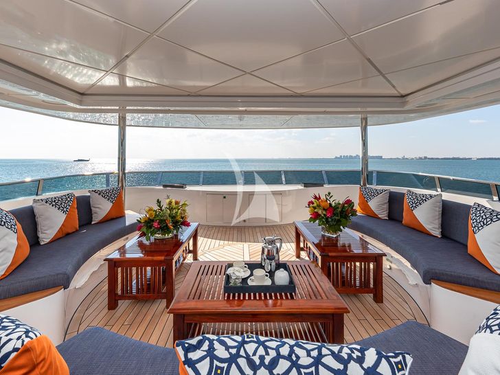 RISING DAWN Majesty Yachts Sundeck RISING DAWN Majesty Yachts Sundeck
