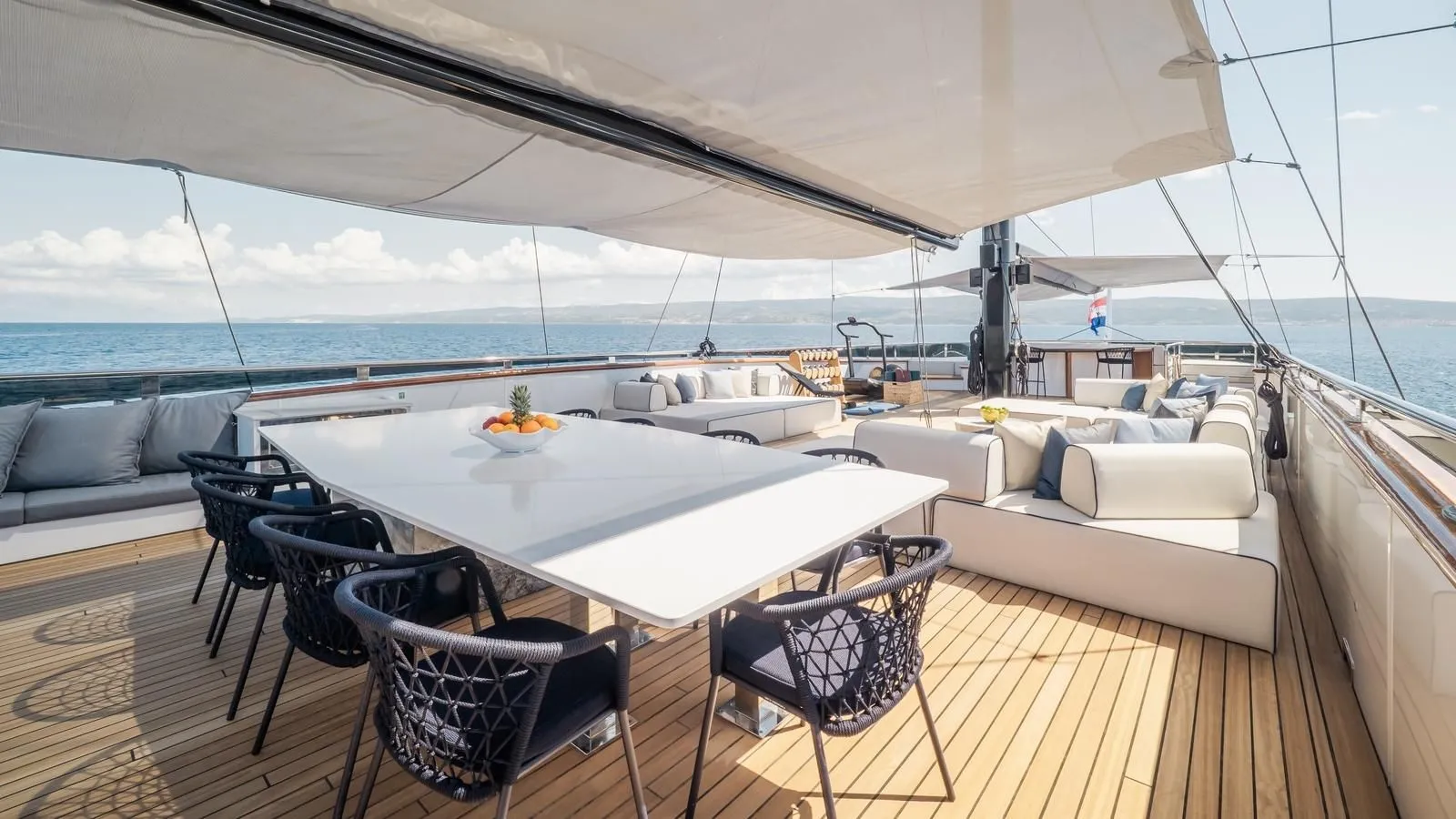 SCORPIOS Tramontana Fly