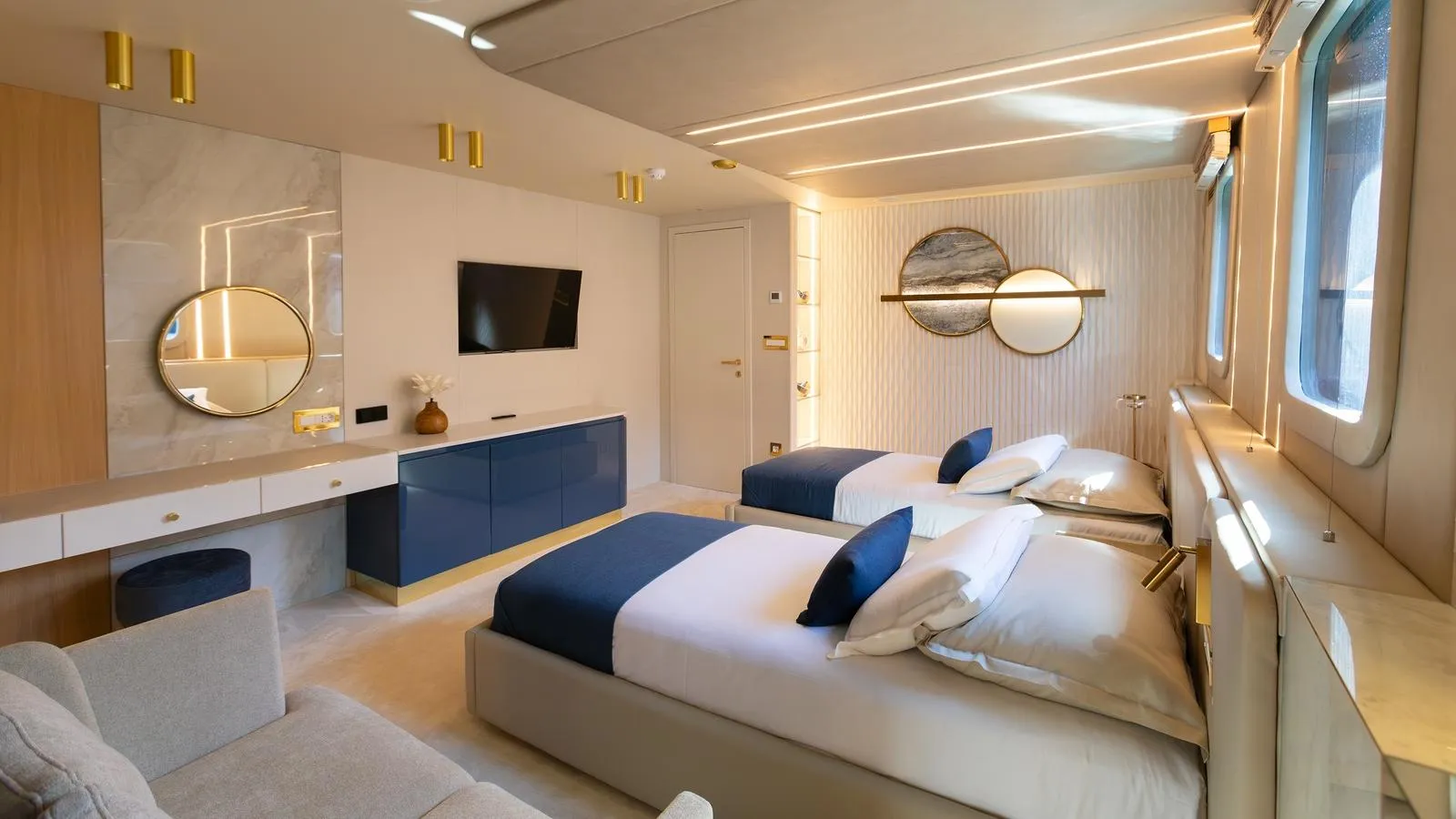 SCORPIOS Tramontana Twins 1