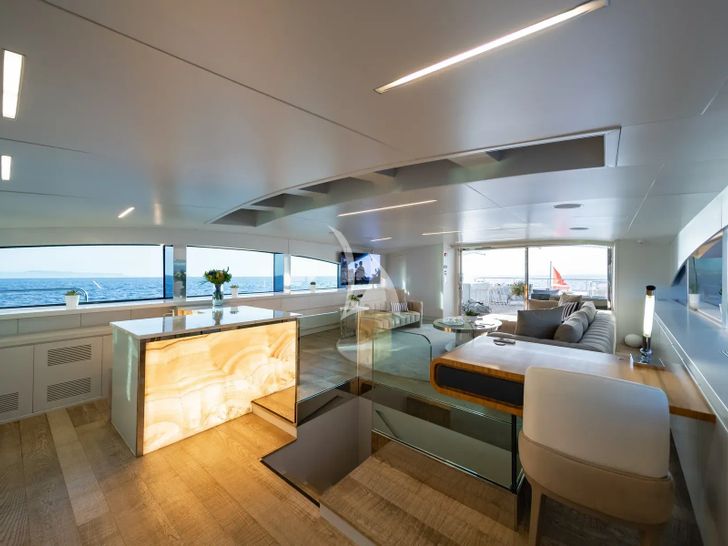 SEA WOLF Mondomarine 42m - sky lounge SEA WOLF Mondomarine 42m - sky lounge