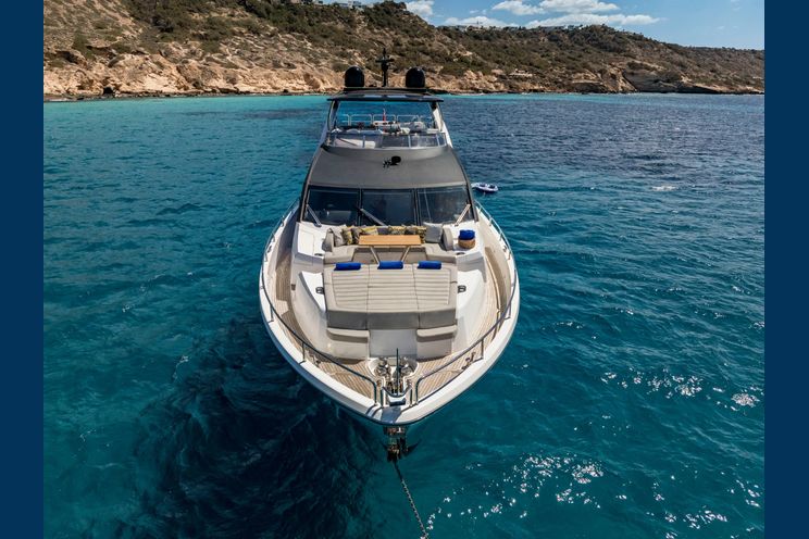 Charter Yacht SEAWATER II - Sunseeker 86 - 4 Cabins - Port Adriano - Palma - Ibiza - Formenera