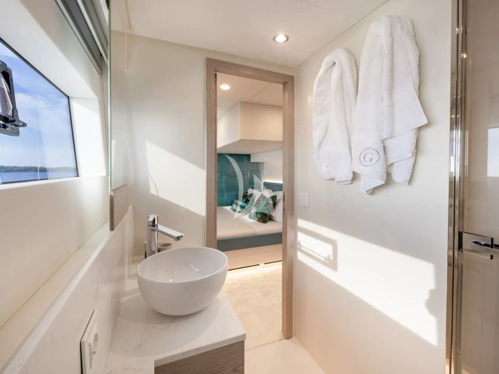 SILENT GRACE Double Ensuite SILENT GRACE Double Ensuite