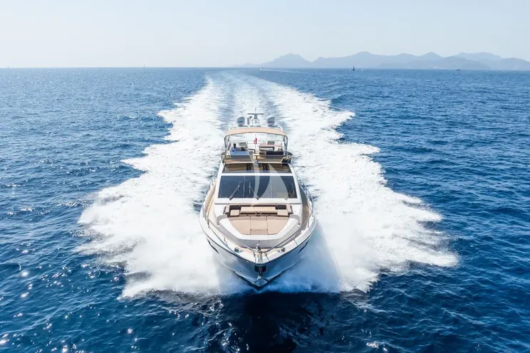Charter Yacht SUMMER BREEZE - Pearl 75 - 4 Cabins - Cannes - Golfe Juan - Monaco - Antibes - St Tropez