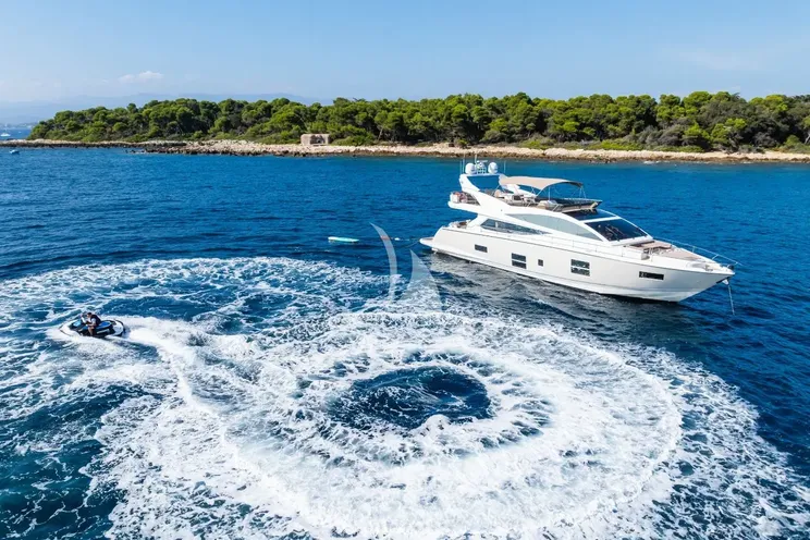 Charter Yacht SUMMER BREEZE - Pearl 75 - 4 Cabins - Cannes - Golfe Juan - Monaco - Antibes - St Tropez