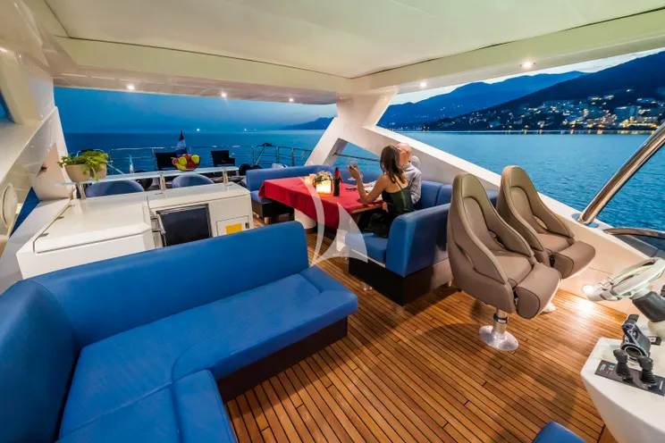 Charter Yacht THE BEST WAY - Sunseeker 86 - 4 Cabins - Split - Dubrovnik - Hvar - Tivat - Croatia
