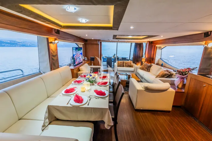 Charter Yacht THE BEST WAY - Sunseeker 86 - 4 Cabins - Split - Dubrovnik - Hvar - Tivat - Croatia