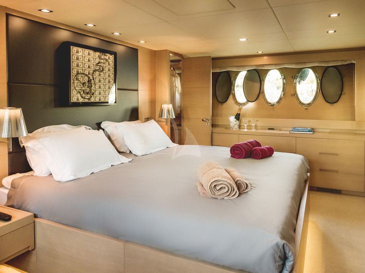 THIS IS MINE Master Suite THIS IS MINE Master Suite