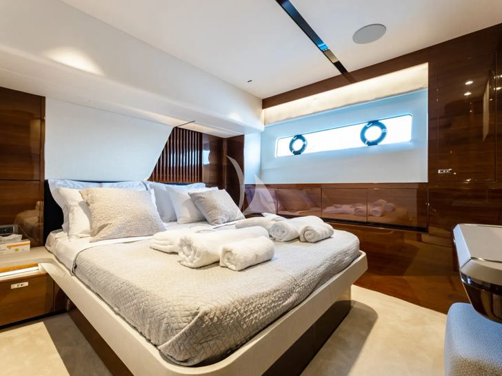 VISTA Princess Yachts Double VISTA Princess Yachts Double