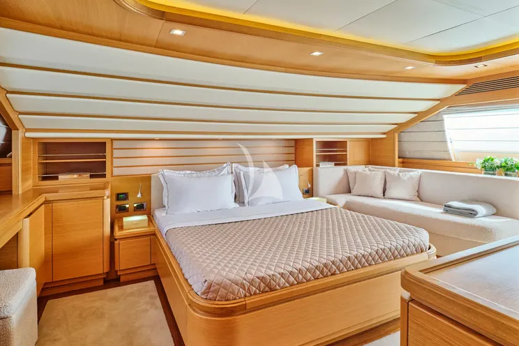 Charter Yacht WATCH ME - Ferretti Custom Line 30m - 5 Cabins - Athens - Mykonos - Paros - Cyclades - Greece