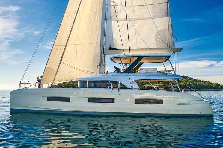 Charter Yacht AMADA MIA - Lagoon 65 - 4 Cabins - Split - Dubrovnik - Hvar - Croatia