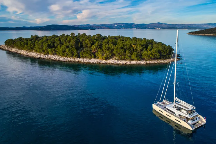 Charter Yacht AMADA MIA - Lagoon 65 - 4 Cabins - Split - Dubrovnik - Hvar - Croatia
