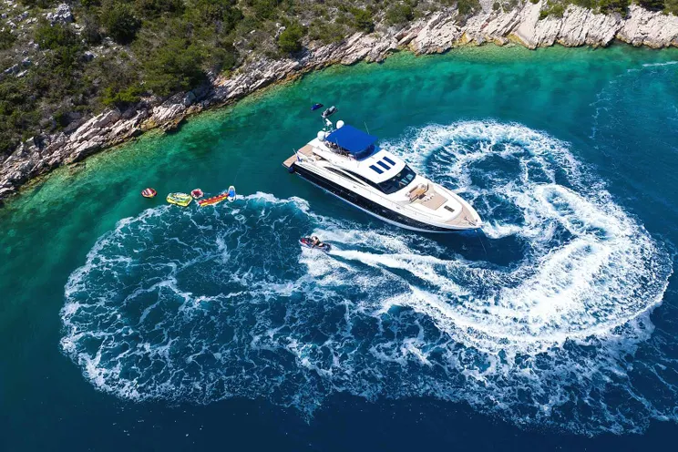 Charter Yacht AGAVE - Princess V85 - 4 Cabins - San Remo - Liguria - Genoa - La Spezia - Italian Riviera