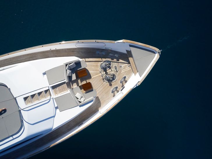 PRINCESS LONA aft sundeck
