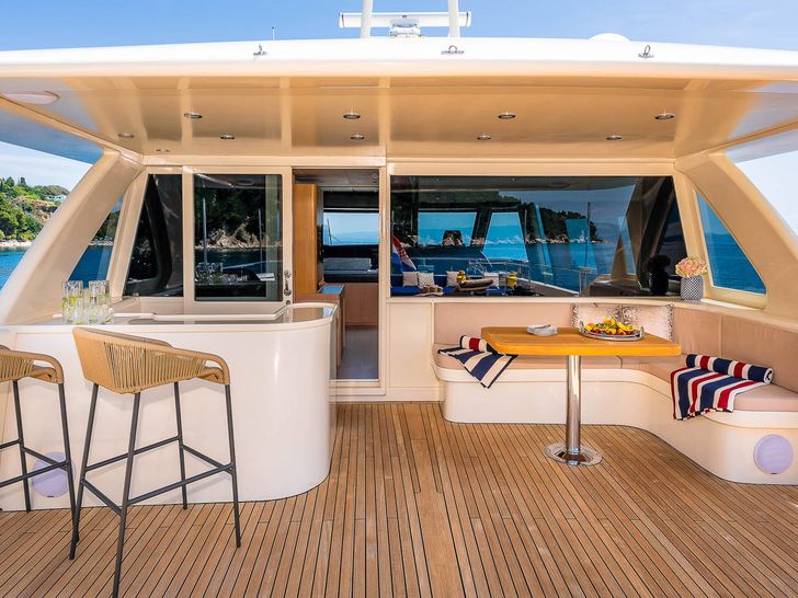 GRACE - Aegean Yachts 28m Aft Deck