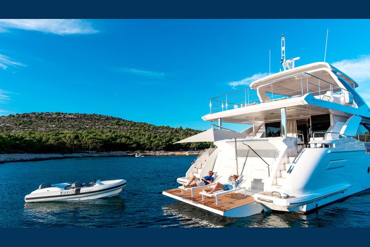 Charter Yacht DAWO - Azimut Grande 27m - 5 Cabins - Šibenik - Trogir - Split