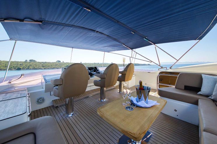 Charter Yacht AGAVE - Princess V85 - 4 Cabins - San Remo - Liguria - Genoa - La Spezia - Italian Riviera