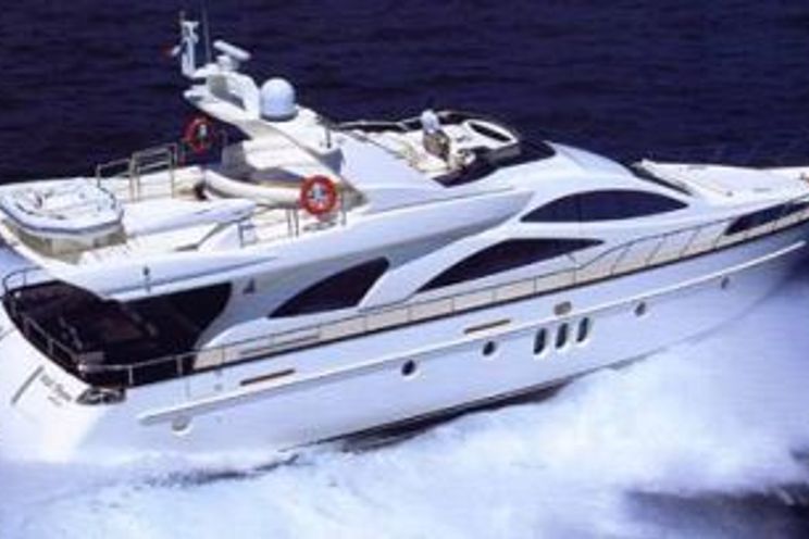 Charter Yacht Azimut 80 - 4 Cabins - Dubai,UAE