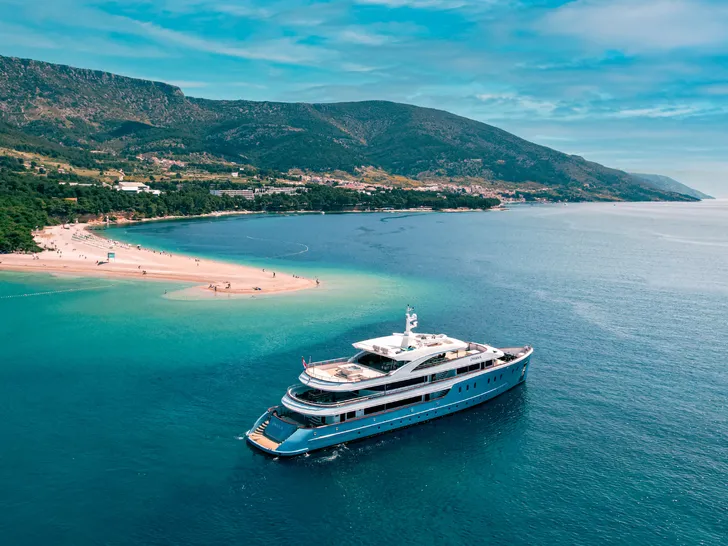 OHANA Custom 49m - anchored near an island OHANA Custom 49m - anchored near an island