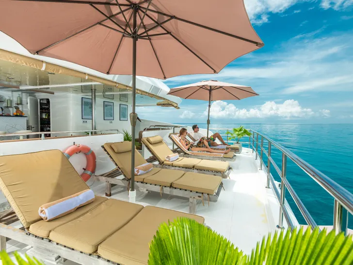 ALICE Salted Fiber Works 31m - sun beds ALICE Salted Fiber Works 31m - sun beds