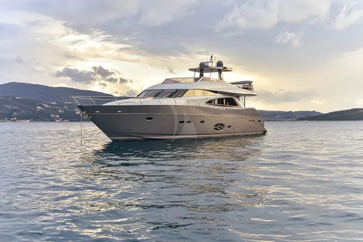 Charter Yacht STELA 117 - Royal Denship 85 - 4 Cabins - Lefkas - Athens - Santorini - Greece