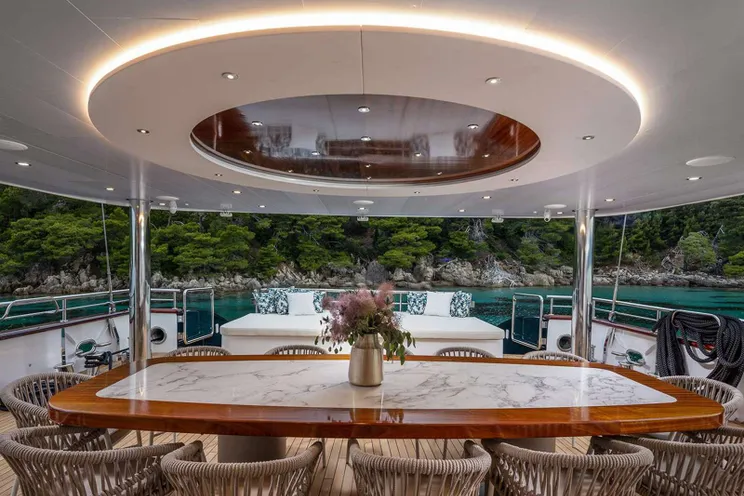 Charter Yacht NOCTURNO - Rayburn 48m - 6 Cabins - Split - Dubrovnik - Hvar - Croatia