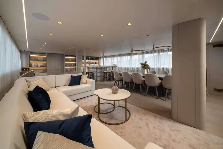 Charter Yacht NOCTURNO - Rayburn 48m - 6 Cabins - Split - Dubrovnik - Hvar - Croatia