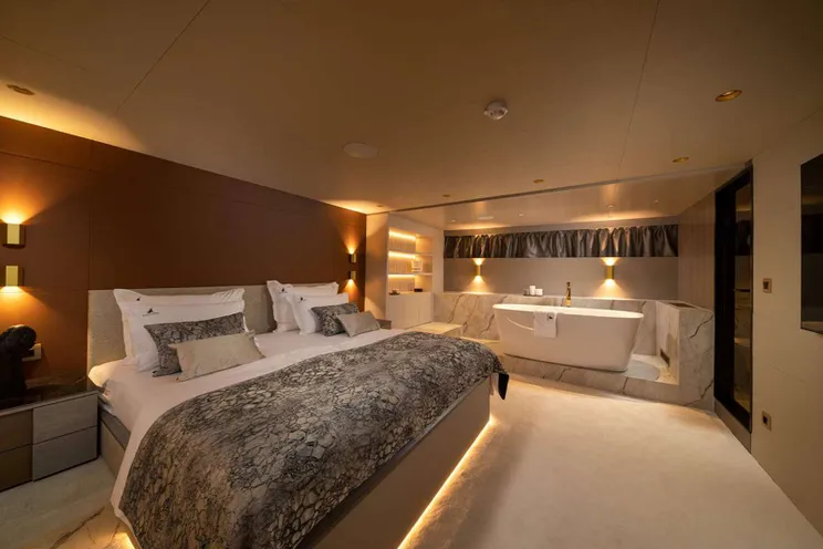 Charter Yacht NOCTURNO - Rayburn 48m - 6 Cabins - Split - Dubrovnik - Hvar - Croatia