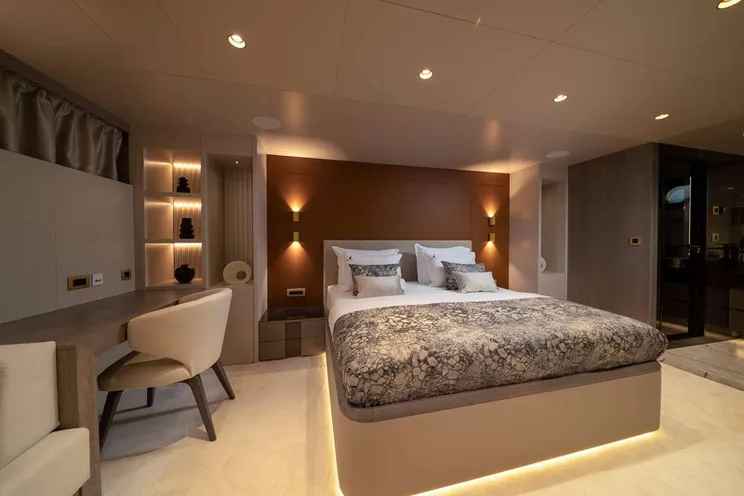 Charter Yacht NOCTURNO - Rayburn 48m - 6 Cabins - Split - Dubrovnik - Hvar - Croatia