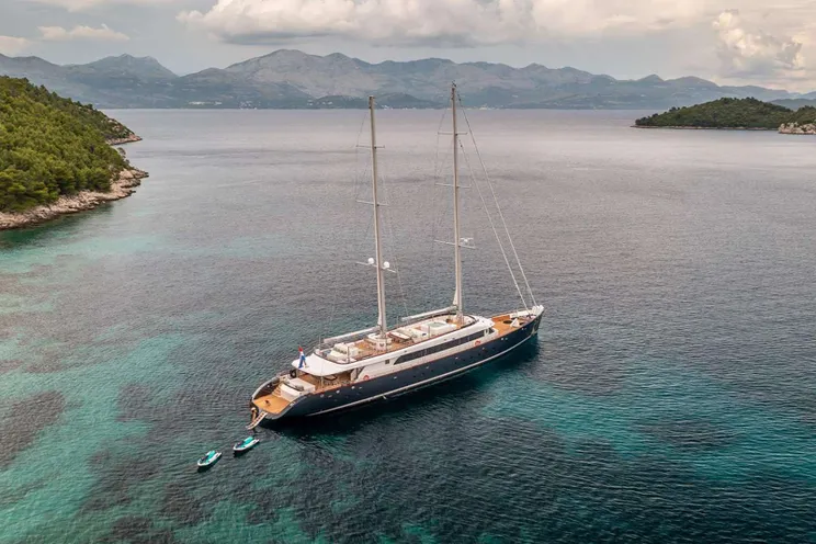 Charter Yacht NOCTURNO - Rayburn 48m - 6 Cabins - Split - Dubrovnik - Hvar - Croatia