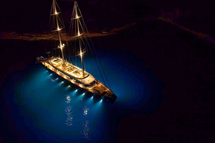 Charter Yacht NOCTURNO - Rayburn 48m - 6 Cabins - Split - Dubrovnik - Hvar - Croatia
