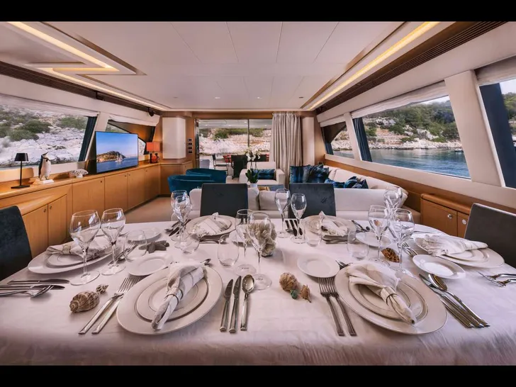MAYBE NOT Ferretti 830 - indoor dining set up MAYBE NOT Ferretti 830 - indoor dining set up