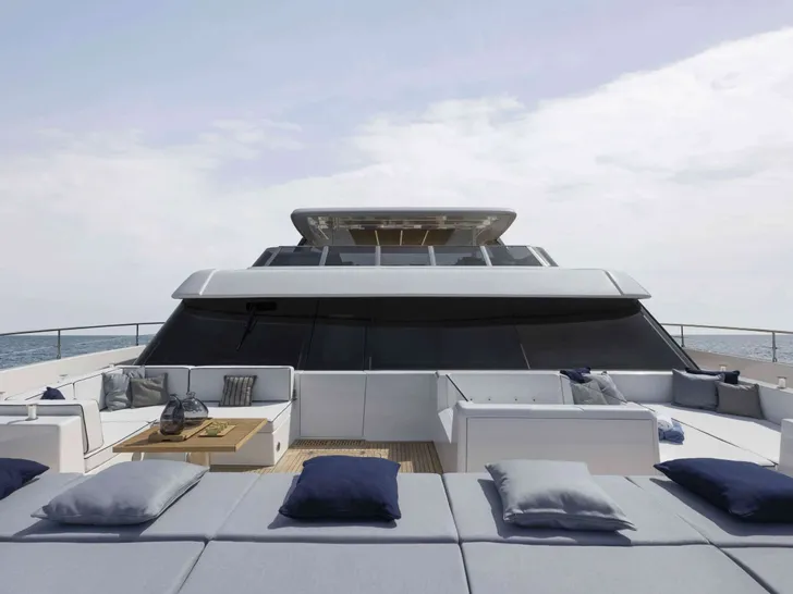 PRONTO Sunreef Power Catamaran 80 - foredeck lounge and sunbathing area PRONTO Sunreef Power Catamaran 80 - foredeck lounge and sunbathing area