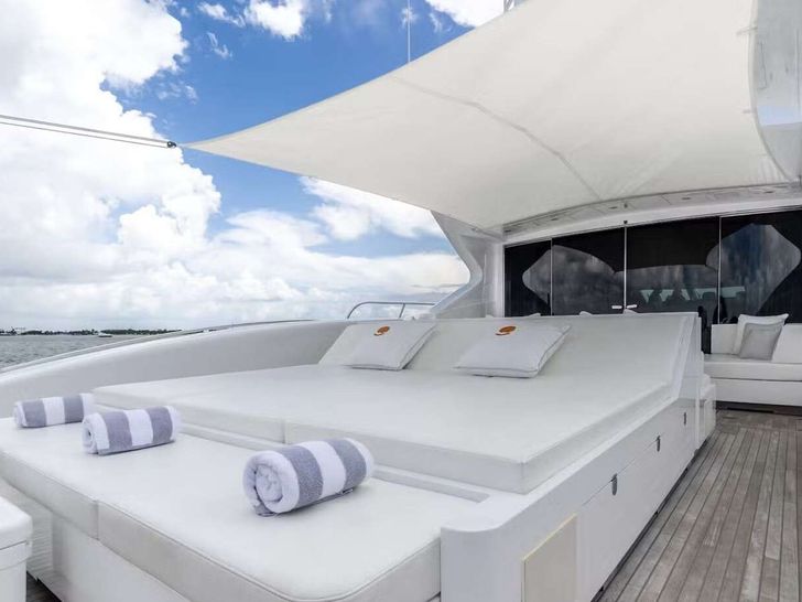 TOTAL Mangusta 108 - flybridge sunbathing area TOTAL Mangusta 108 - flybridge sunbathing area
