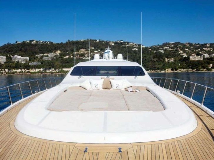 TOTAL Mangusta 108 - foredeck TOTAL Mangusta 108 - foredeck