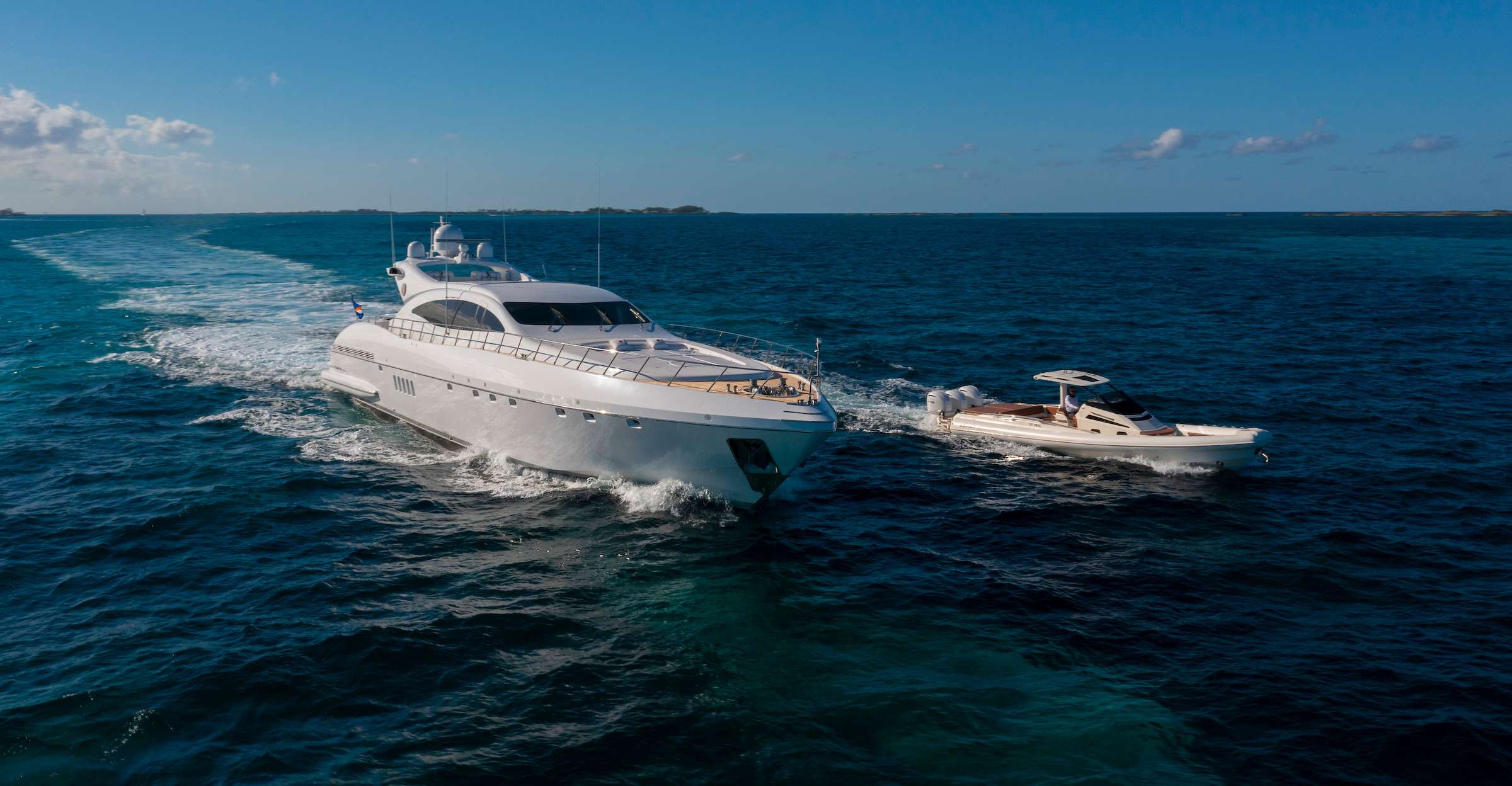 TOTAL Mangusta 108 - cruising with the tender