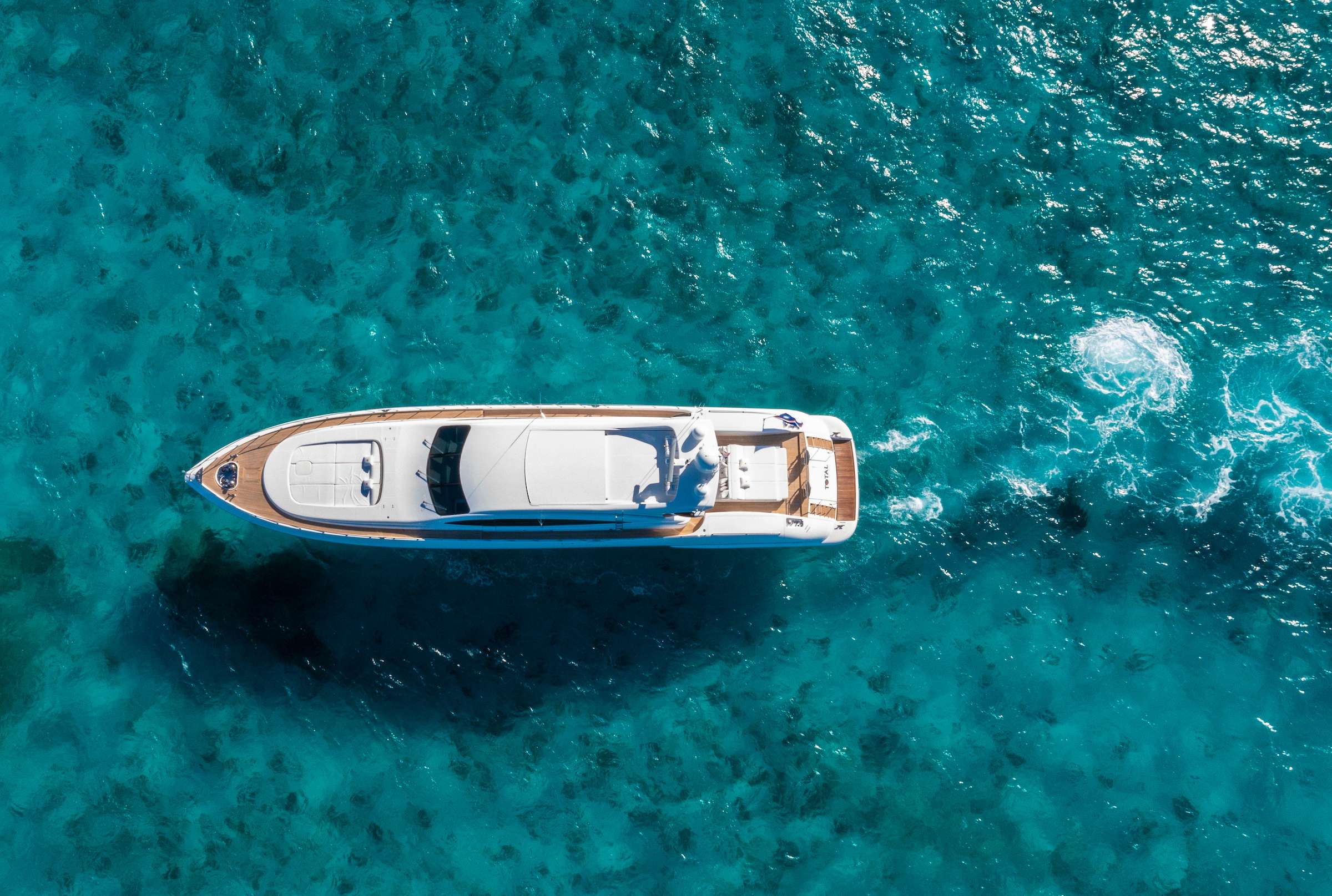 TOTAL Mangusta 108 - top aerial shot