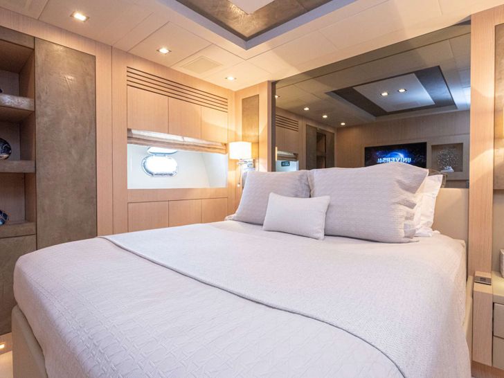 TOTAL Mangusta 108 - VIP cabin 1 TOTAL Mangusta 108 - VIP cabin 1