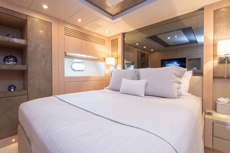 Charter Yacht TOTAL - Mangusta 108 - 4 Cabins - Nassau - Exumas - Bahamas