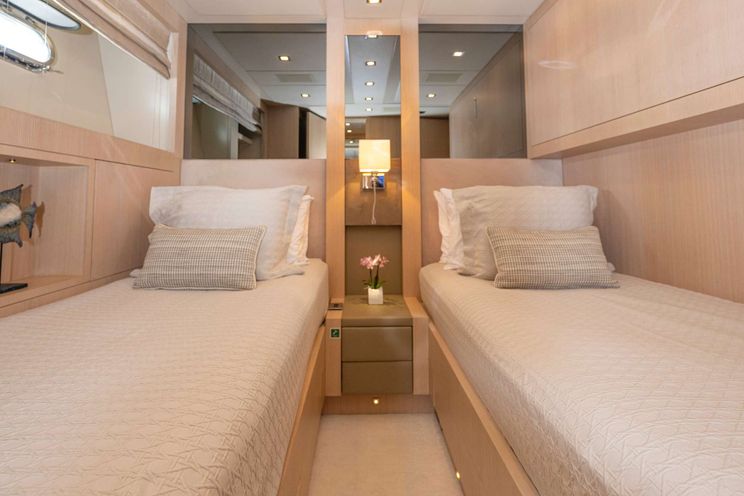 Charter Yacht TOTAL - Mangusta 108 - 4 Cabins - Nassau - Exumas - Bahamas