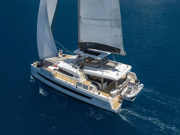 KATLO Bali 5.4 - sailing KATLO Bali 5.4 - sailing