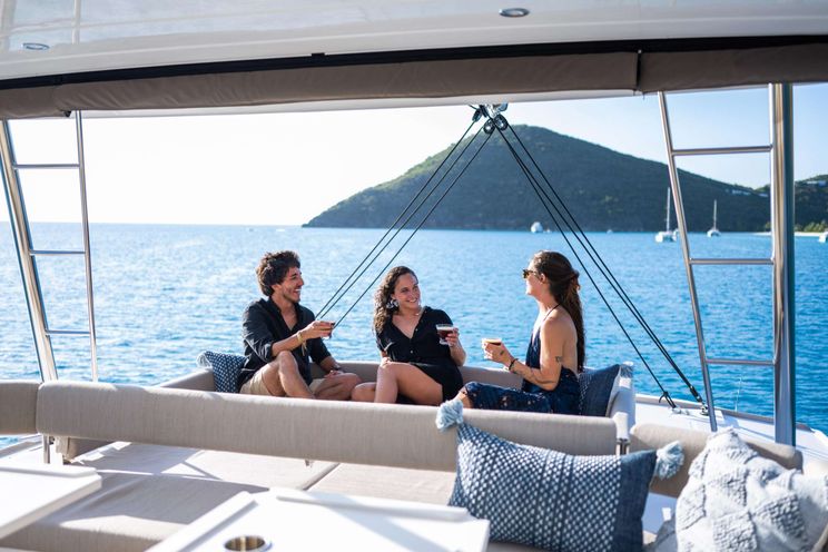 Charter Yacht KATLO - Bali 5.4 - 3 Cabins - Nassau - Exumas - Bahamas