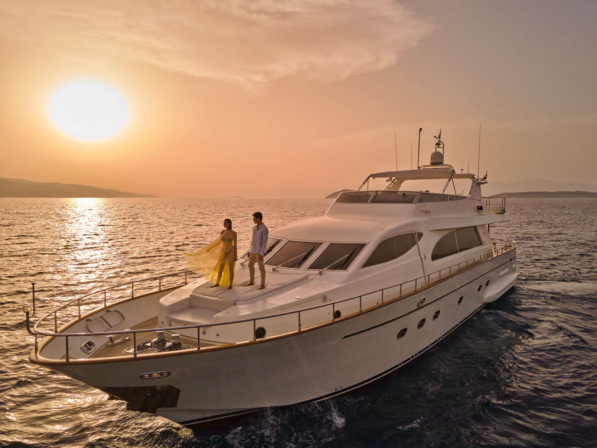 ESTIA POSEIDON Falcon 85 - anchored under the sunset