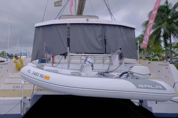 Charter Yacht ZURI 3 - Bali 5.4 - 3 Cabins - Nassau - Exumas - Bahamas