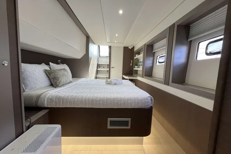 Charter Yacht ZURI 3 - Bali 5.4 - 3 Cabins - Nassau - Exumas - Bahamas