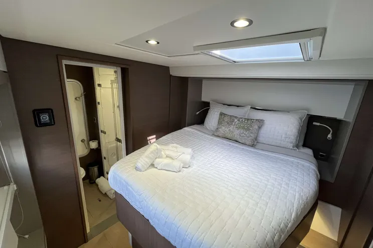 Charter Yacht ZURI 3 - Bali 5.4 - 3 Cabins - Nassau - Exumas - Bahamas