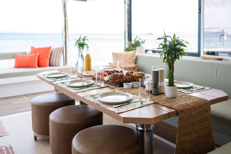 Charter Yacht BAREFOOT BLISS - Bali 5.4 - 4 Cabins - Tortola - Anegada - Virgin Gorda - BVI - Caribbean