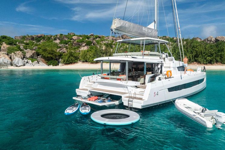 Charter Yacht BAREFOOT BLISS - Bali 5.4 - 4 Cabins - Tortola - Anegada - Virgin Gorda - BVI - Caribbean