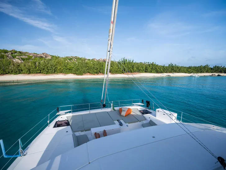 BAREFOOT BLISS Bali 5.4 - top foredeck shot BAREFOOT BLISS Bali 5.4 - top foredeck shot
