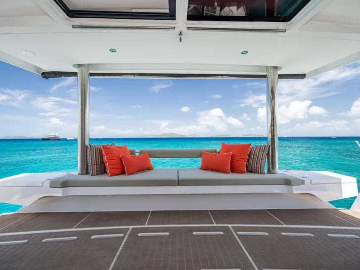 BAREFOOT BLISS Bali 5.4 - aft seating BAREFOOT BLISS Bali 5.4 - aft seating